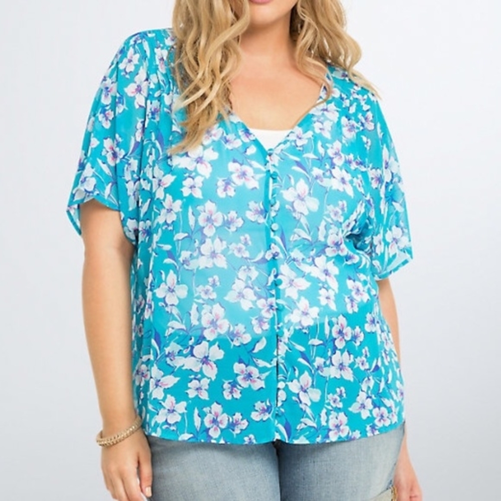 Torrid Semi-Sheer Light Blue Floral Button Down Women's Top